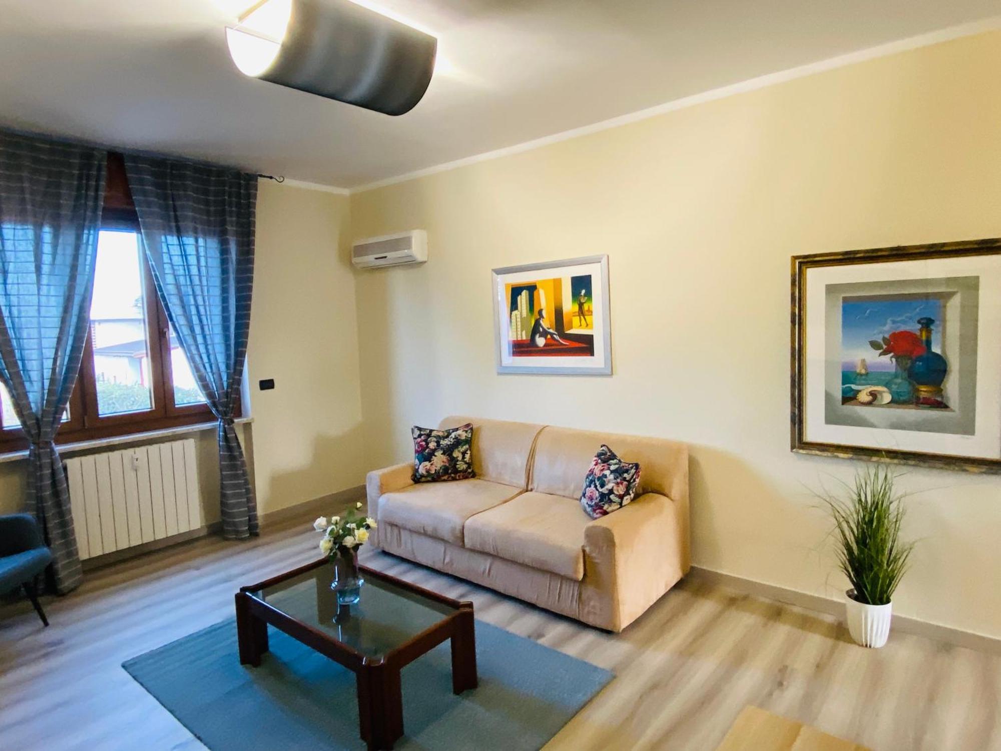 Elegante Appartamento Tre Amis - Doppio Garage & Free Wifi - Ac Centallo Exteriör bild